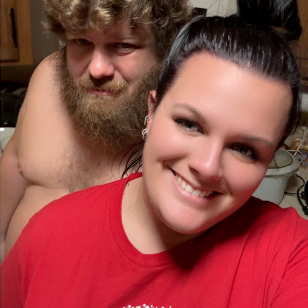 Meet your Posher, Alyssa + Tyler!